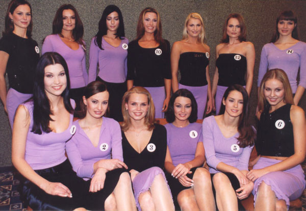 Verejné predstavenie finalistiek MISS 2000