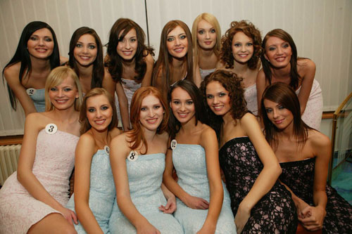 Predstavili sa finalistky Miss 2006
