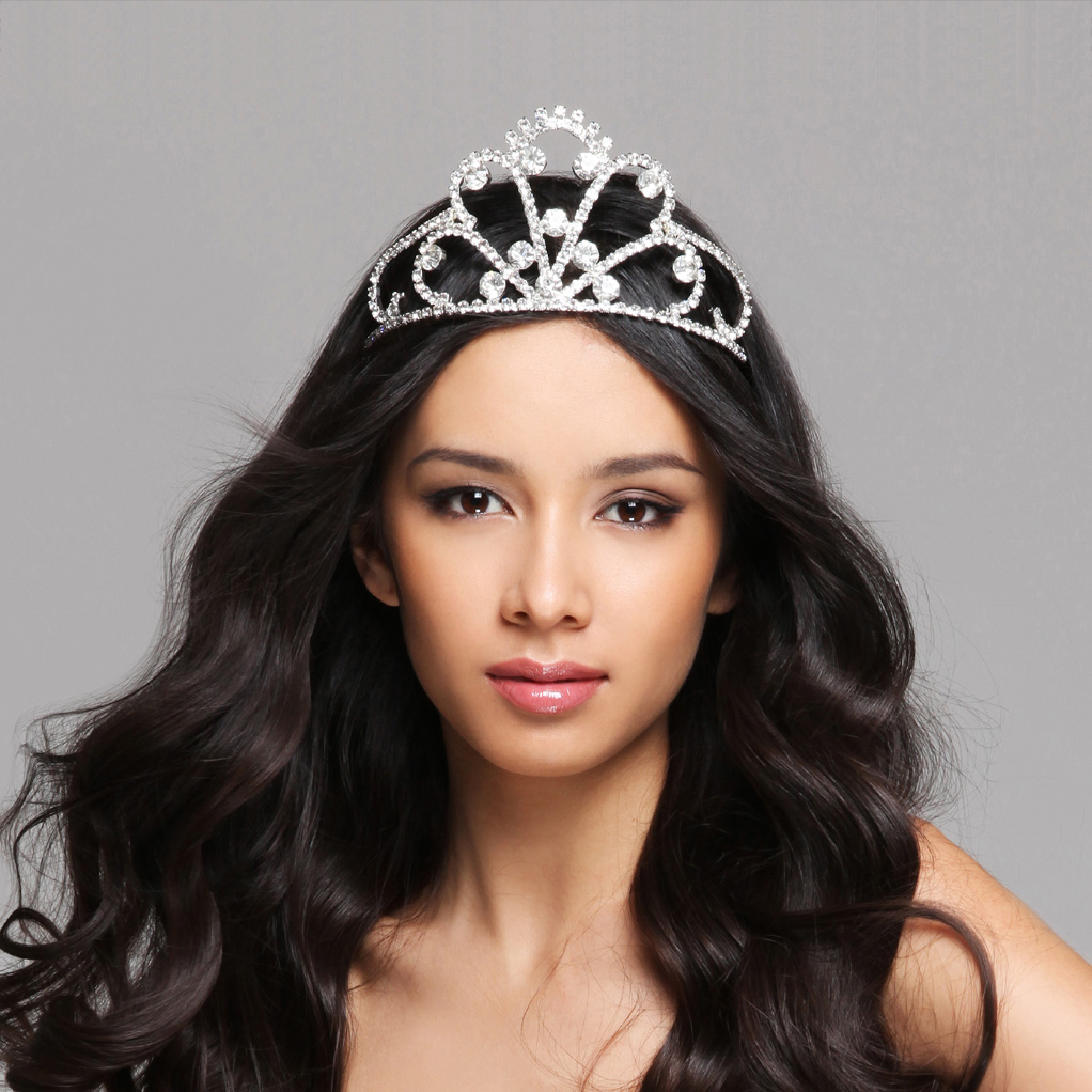 2-Vicemiss-2014-Michaela-Nguyenova