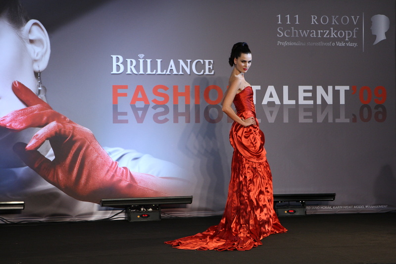 Missky predvádzali na Brillance Fashion Show Talent