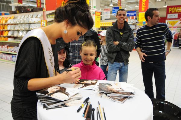 Autogramiáda s Miss Slovensko a Miss L‘Oréal Glamour