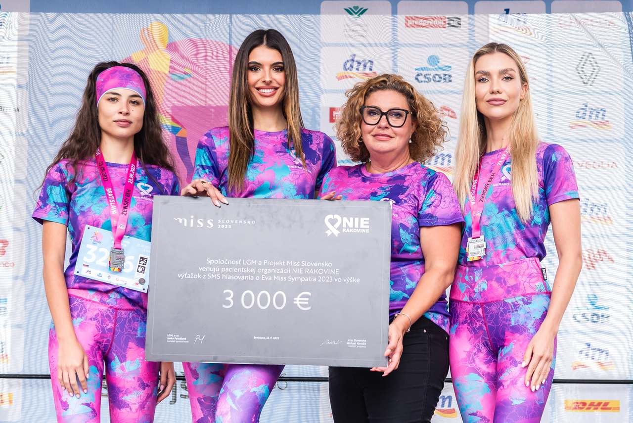 Víťazky Miss Slovensko 2023 na Ženskom behu vo farbách NIE RAKOVINE